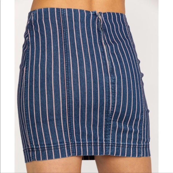 Others Follow Dark Indigo Lexi High Rise Pinstripe Stretch Denim Skirt, Medium - Picture 4 of 16